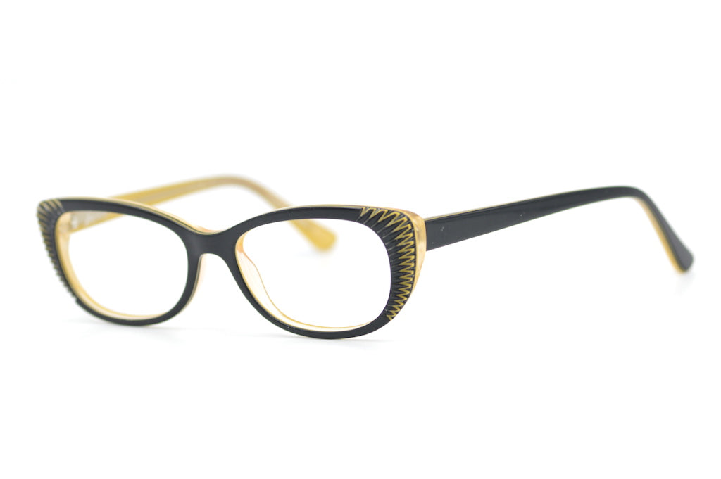 50s style retro glasses. Tamaya cat eye glasses. Retro cheap glasses. Affordable glasses. 