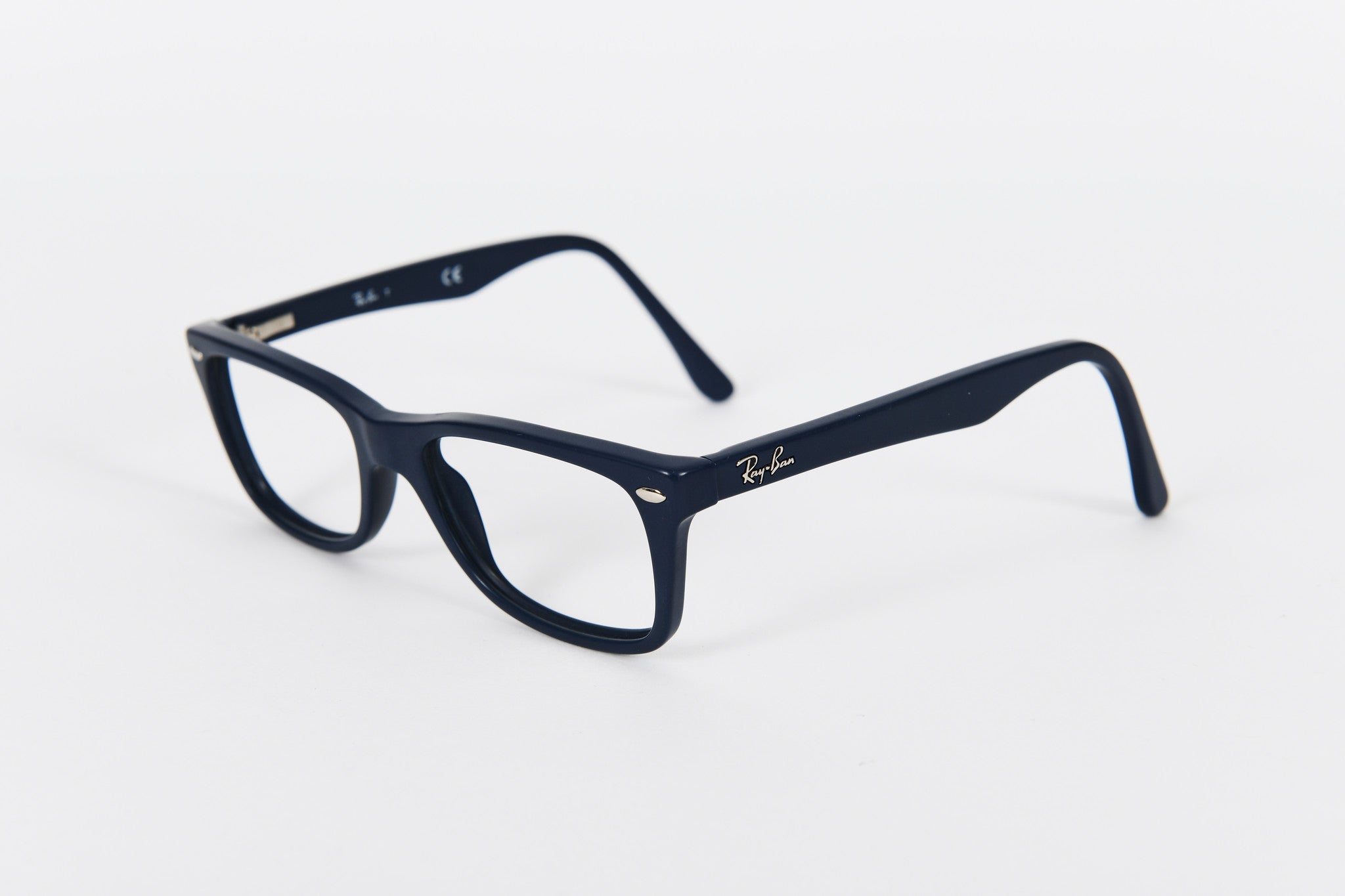 Matt blue Ray-Ban with narrow sides