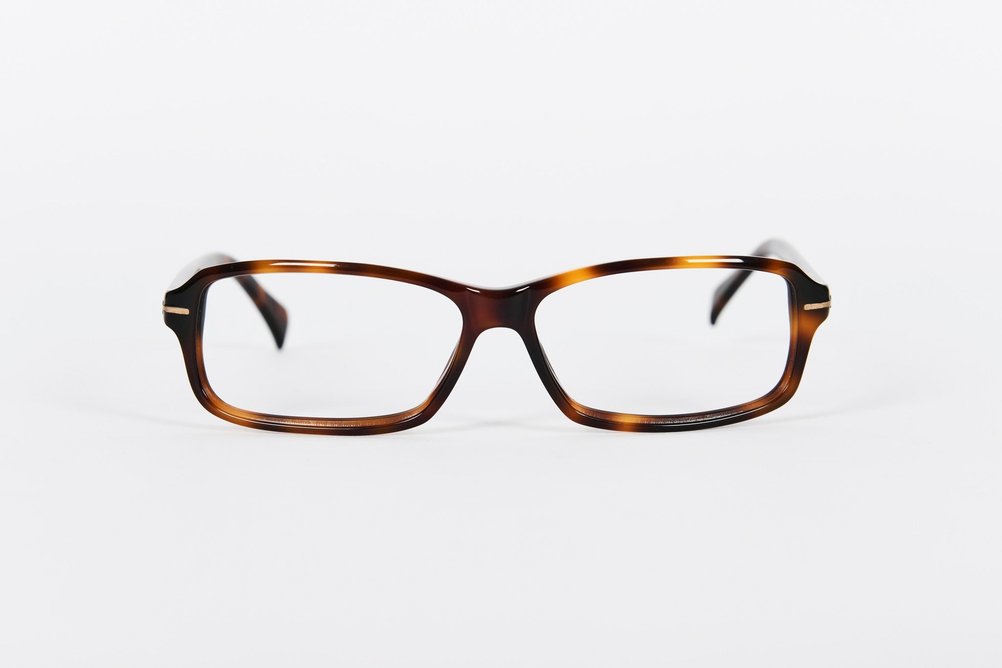 Elegant tortoiseshell Hilfinger frames