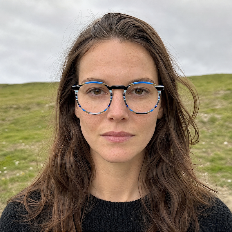 Bluey Round Glasses