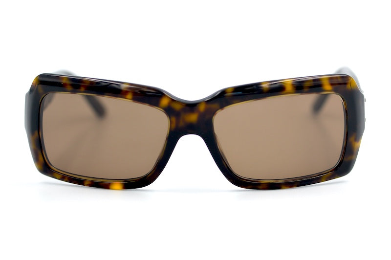 Burberry 4063 Sunglasses. Women's Burberry sunglasses. Brown wrap around sunglasses. Sustainable sunglasses.