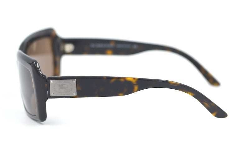 Burberry 4063 Sunglasses. Women's Burberry sunglasses. Brown wrap around sunglasses. Sustainable sunglasses.