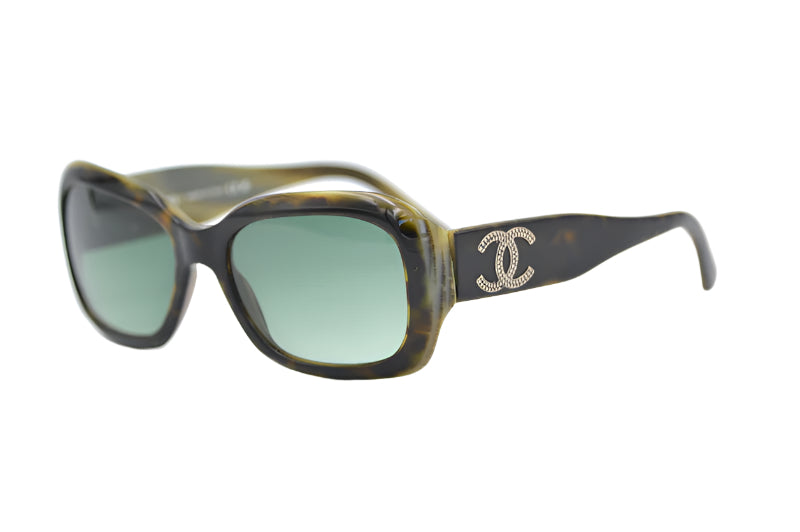 Chanel 5102 Sunglasses. Women's Chanel sunglasses. Sustainable sunglasses. Cheap designer sunglasses. Prescription Chanel sunglasses. 