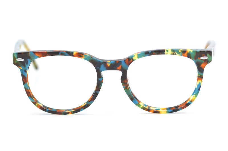 Roxy 25 glasses. Women's designer glasses. Women's Roxy glasses.  Affordable designer glasses. Sustainable glasses. 