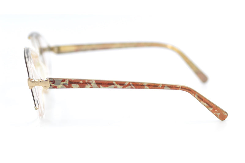 Nina Ricci vintage glasses. Cheap Nina Ricci glasses. Women's vintage glasses. Cheap glasses online. Affordable eyewear.  Sustainable glasses. 