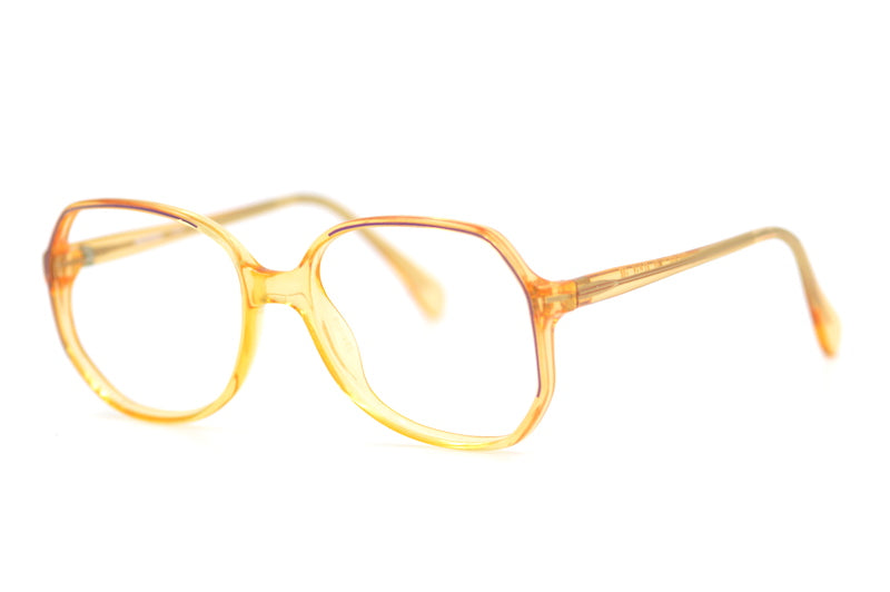 Menrad 524 350 women's vintage glasess. Vintage Menrad glasses. Women's 80s oversized vintage glasses. 