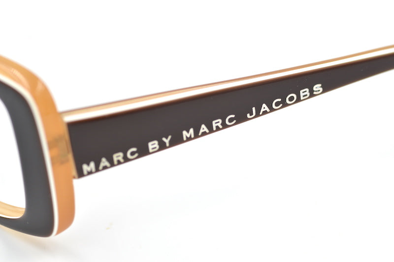 Marc Jacobs 025/NS 1M1 glasses. Women's Marc Jacobs glasses. Cheap Marc Jacobs glasses. Sustainable glasses. Sustainable eyewear.