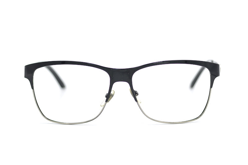 Gucci 423 Glasses. Mens Gucci Glasses. Gucci designer glasses. Cheap Gucci glasses. Sustainable Gucci glasses. Sustainable Eyewear. 