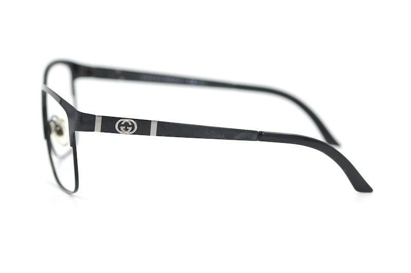 Gucci 423 Glasses. Mens Gucci Glasses. Gucci designer glasses. Cheap Gucci glasses. Sustainable Gucci glasses. Sustainable Eyewear. 