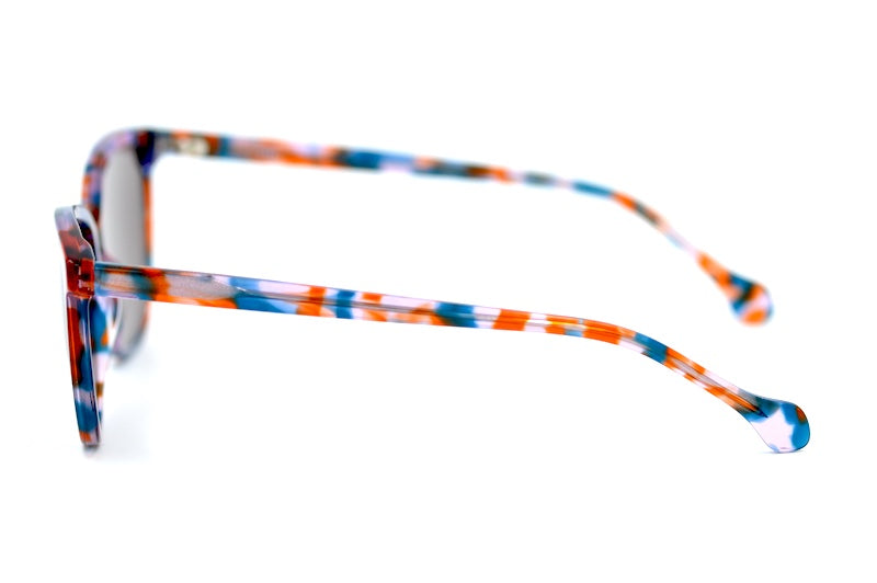 Peppa women's retro sunglasses. Affordable prescription sunglasses. Sustainable sunglasses.