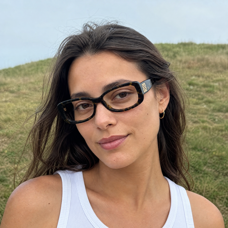 Givenchy 6885 designer glasses. Givenchy Glasses. Cheap Designer Glasses. Sustainable glasses. 