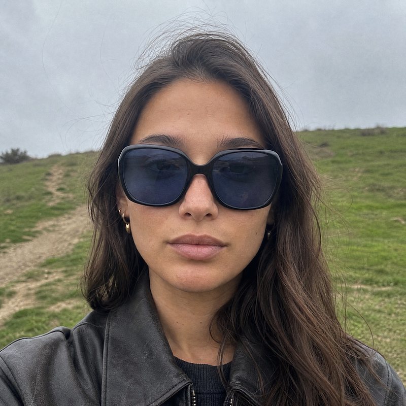 Givenchy 814 women's black oversized sunglasses.