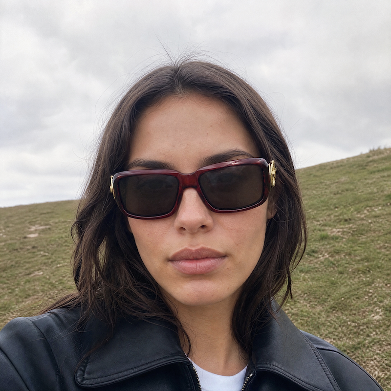 Gucci 3079/S sunglasses. Women's Gucci Sunglasses. Women's cheap Gucci sunglasses. Sustainable Gucci sunglasses. Red Gucci sunglasses. 90s Gucci sunglasses. 