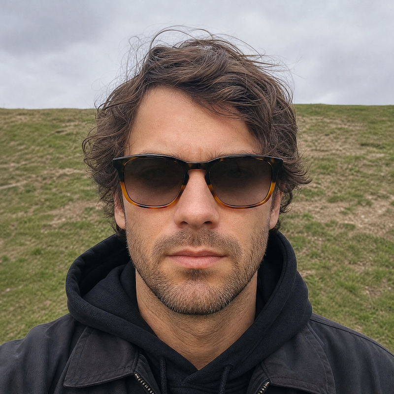 Oscar Polarised Designer Sunglasses. Sustainable sunglasses. Polarised sunglasses .Prescription sunglasses online. 