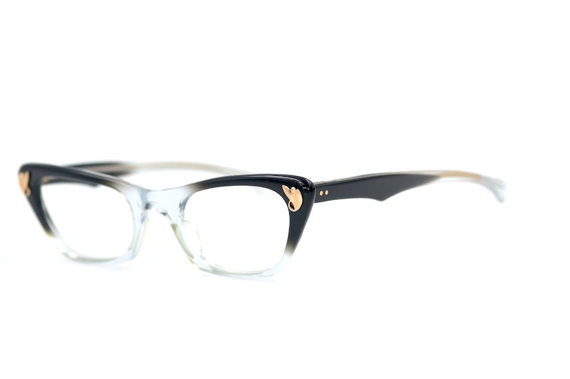 Shuna 50s vintage glasess. 50s cat eye glasses. Women's vintage glasses. Women's sustainable glasses. 