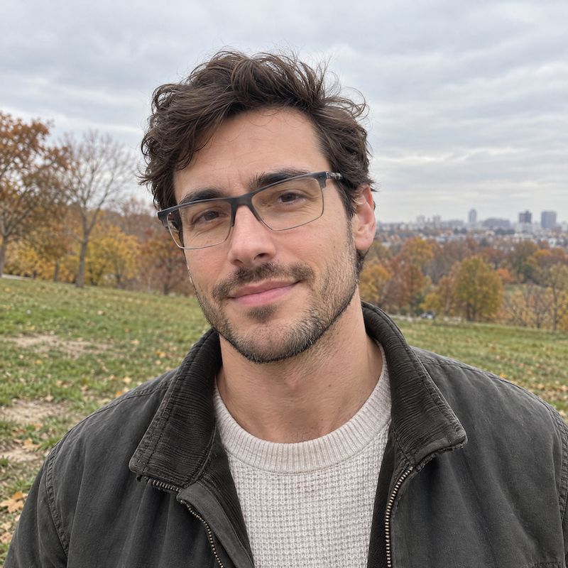 Ted Baker Askel men's grey glasses. Men's sustainable glasses online. 