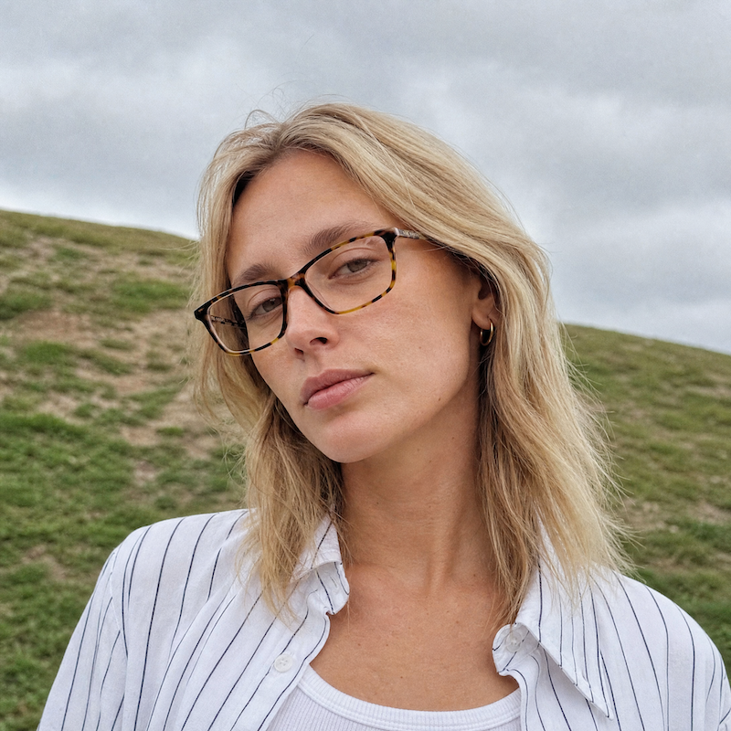 Ted Baker Saxon 9101 222 glasses. Women's Ted Baker glasses. Women's Affordable Designer Glasses. 