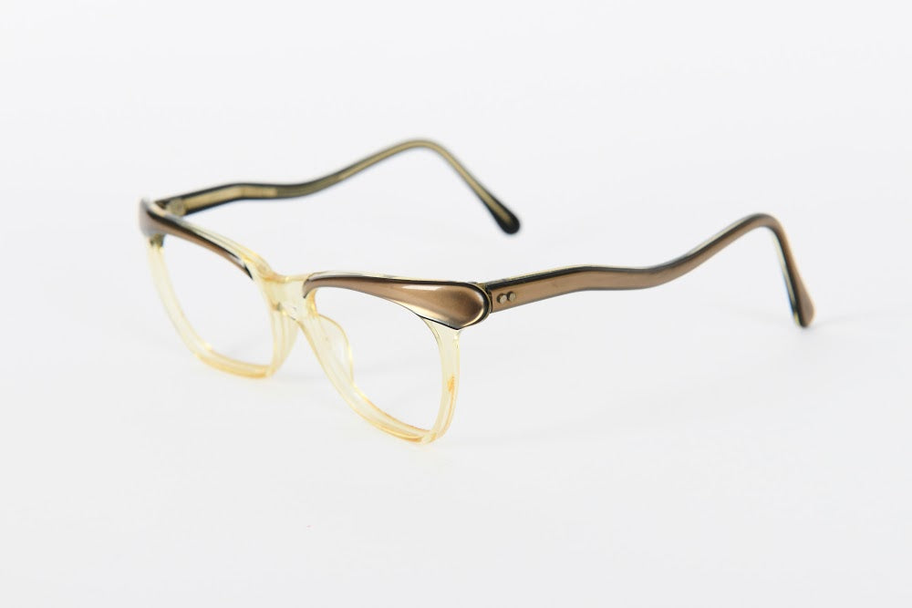 Cateye - Dull Gold 1940s-1960s