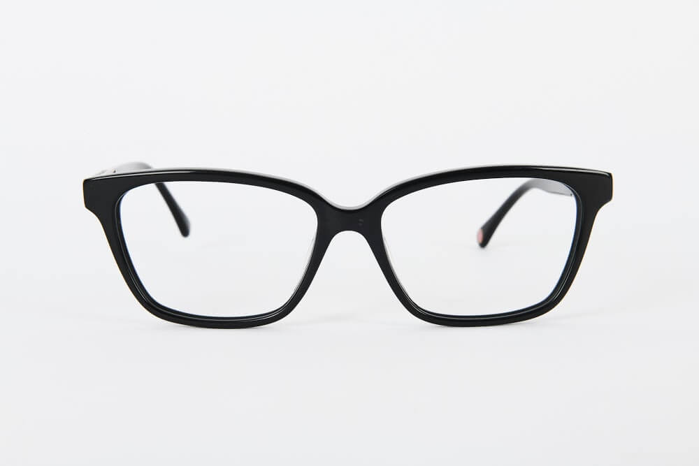 Black Ted Baker frames with gold detail on sides