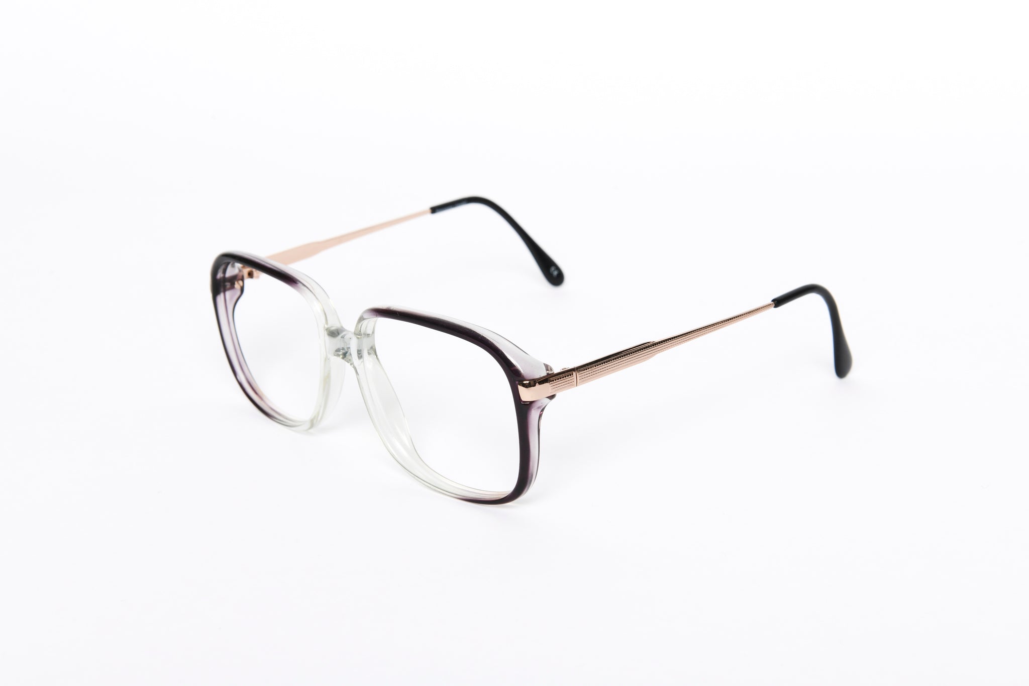 Brian retro vintagea glasses. Mens vintage glasses. Mens glasses. Mens glasses online UK. Sustainable eyewear.