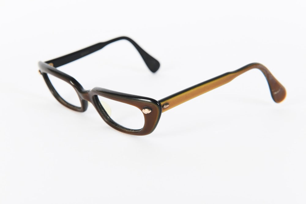 Cateye - 1940s-1960s Brown Dull Gold