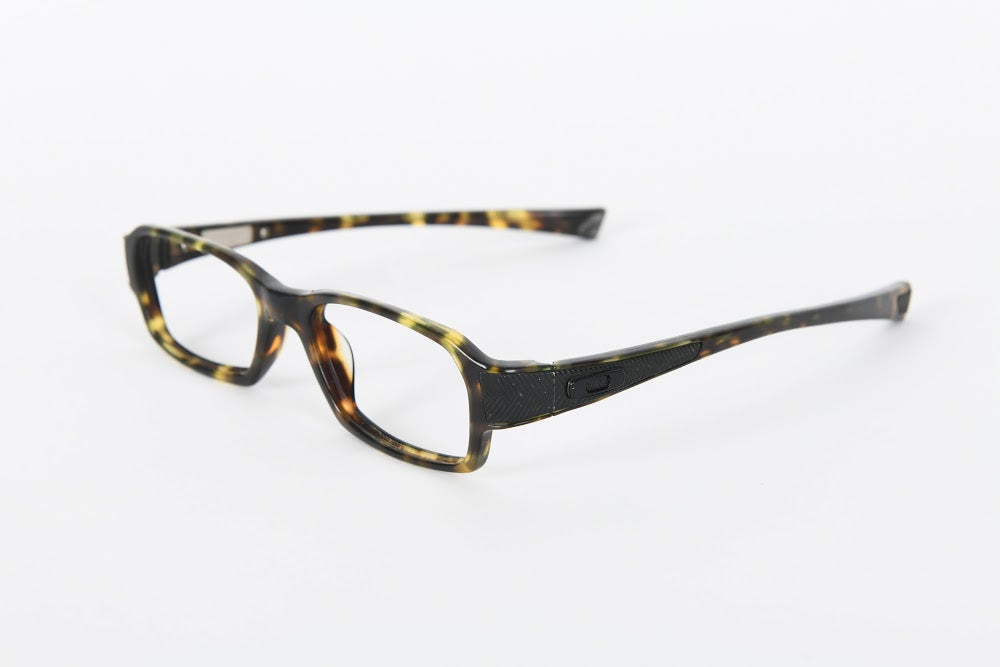 Oakley - Tortoiseshell Plastic