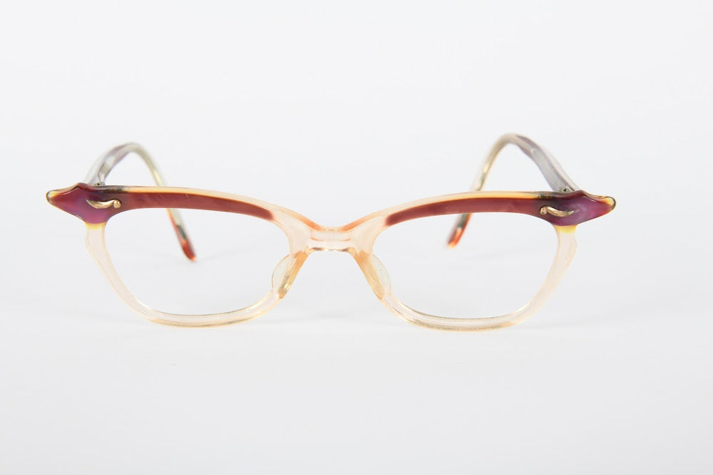 Cateye - 1940s-1960s Subtle Red Purple Champagne Plastic