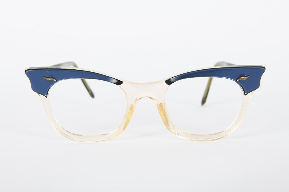 Cateye - 1940s-1960s Blue Crystal Plastic